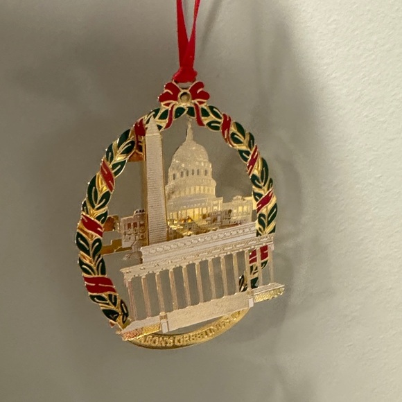 Assorted White House Historical Association Christmas Ornaments - Picture 10 of 14